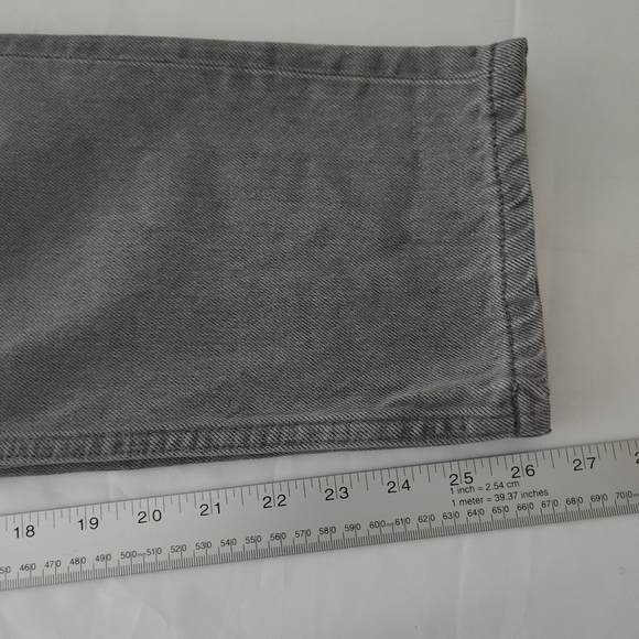 Everlane The 90s Cheeky High Rise Straight Crop Jeans In Grey - Picture 9 of 9